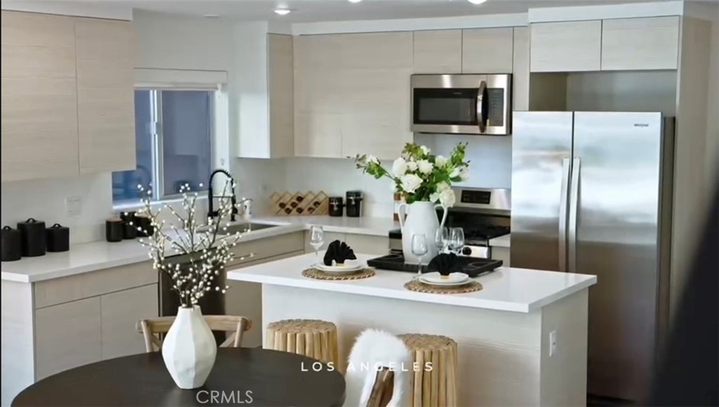 1245 N New Hampshire Avenue 2 Property Photo 22