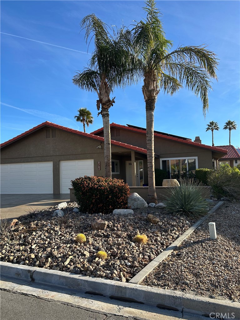 9762 Troon Court Property Photo