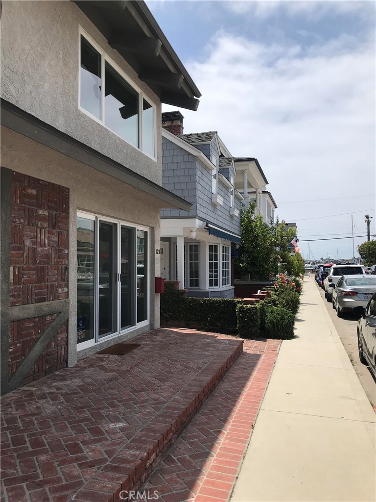 120 Diamond Avenue Property Photo 1