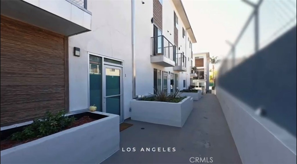 1245 N New Hampshire Avenue 5 Property Photo 14