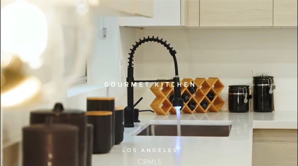 1245 N New Hampshire Avenue 5 Property Photo 17