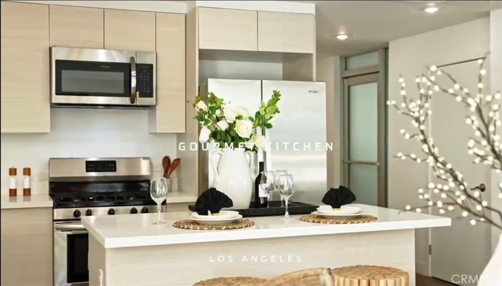 1245 N New Hampshire Avenue 5 Property Photo 18