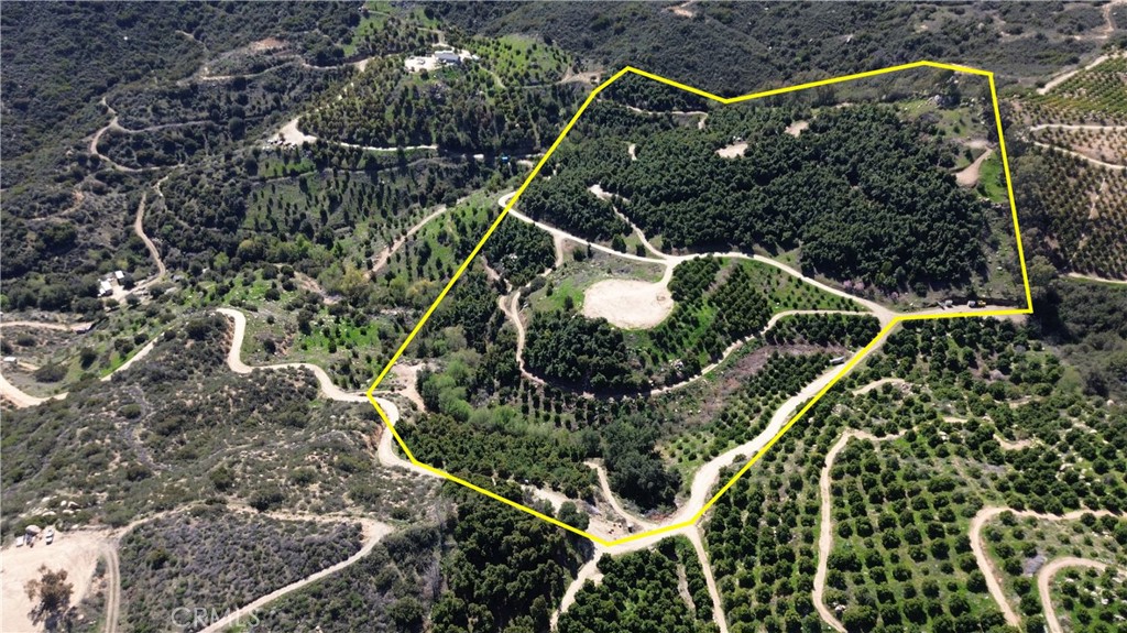 11 Stage Road Property Photo
