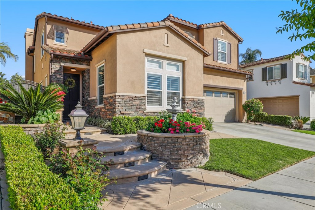 2540 Pearblossom Street Property Photo