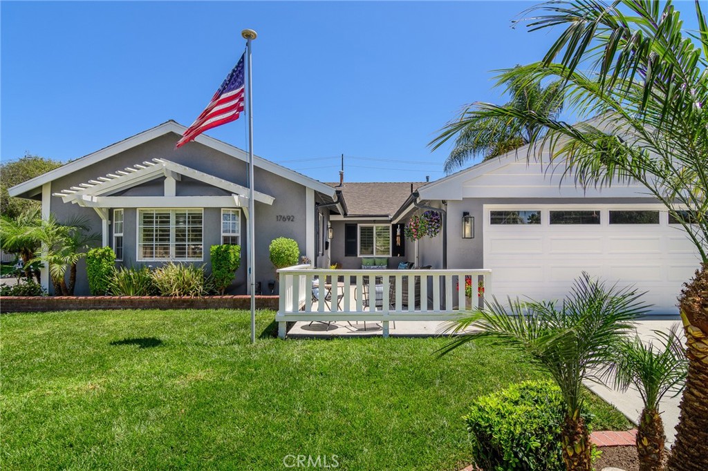 17692 Collins Circle Property Photo