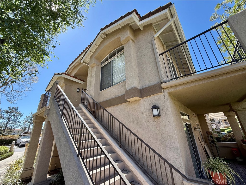 7 Escarlata Property Photo