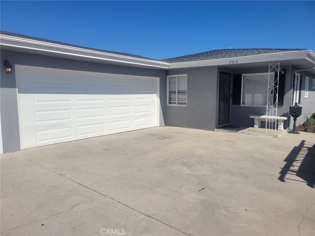 206 N La Plaza A Property Photo