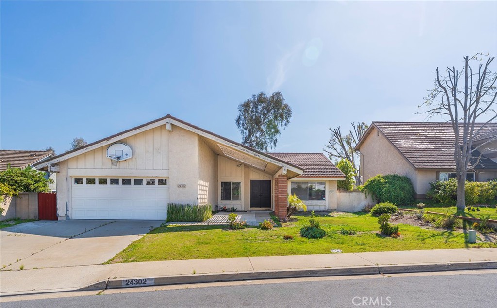 24302 Totuava Circle Property Photo