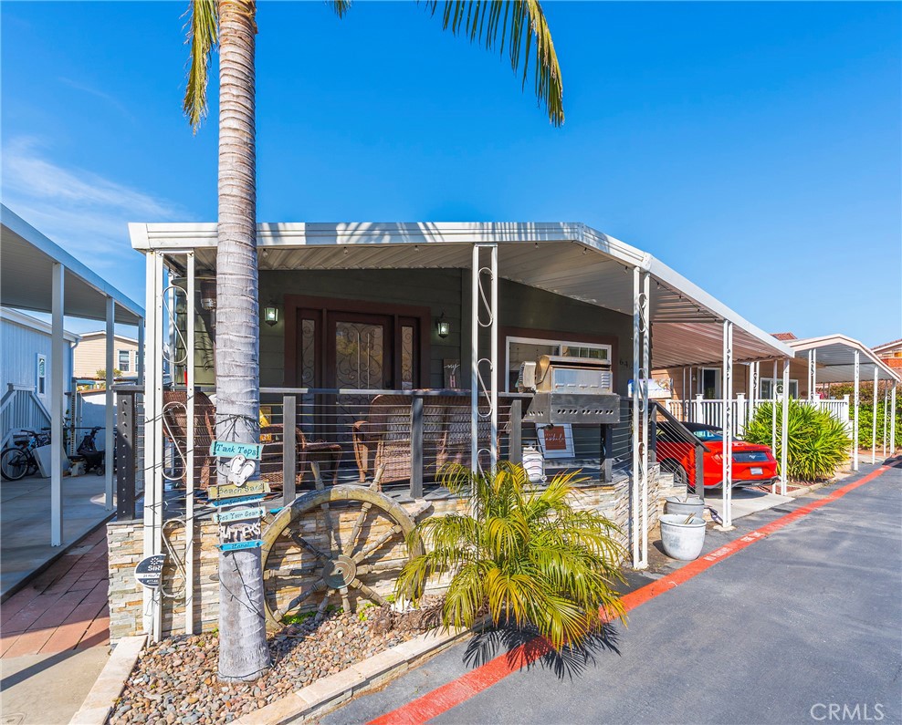 Huntington Beach Real Estate Listings Main Image