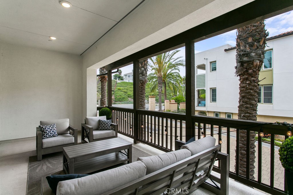3440 Doheny Way Property Photo 17