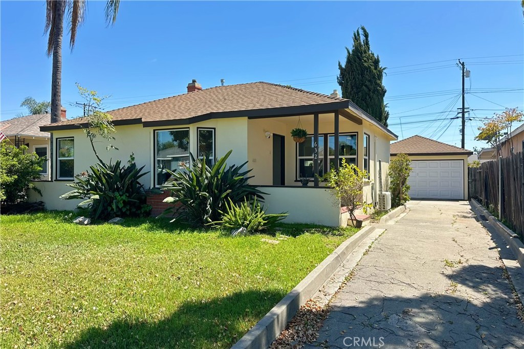 632 W Amerige Avenue Property Photo
