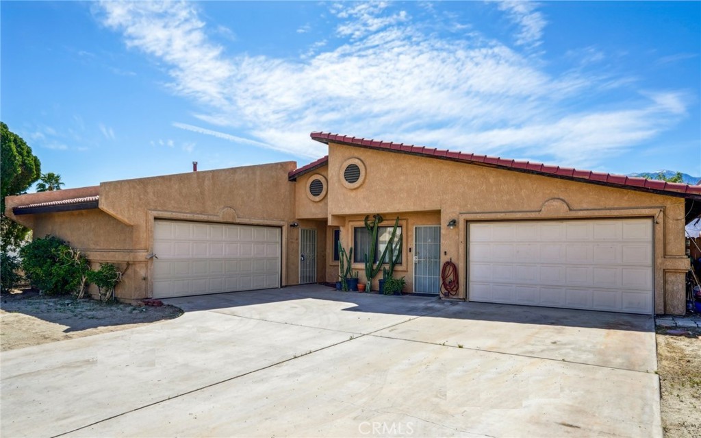 32535 Cielo Vista Road E Property Photo