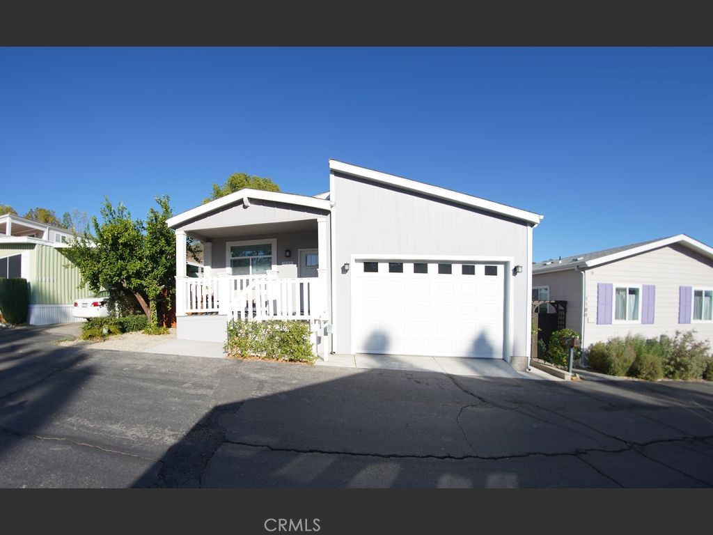 1188 Aztec Property Photo