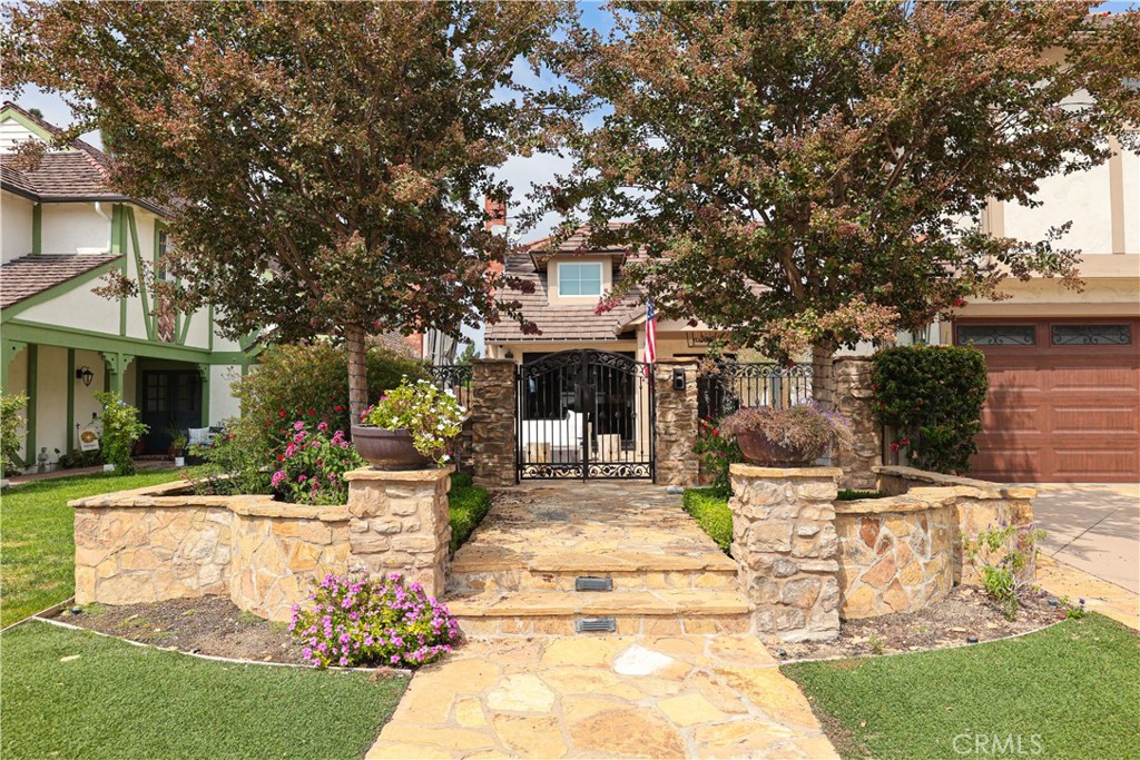 24141 Oleander Way Property Photo 1