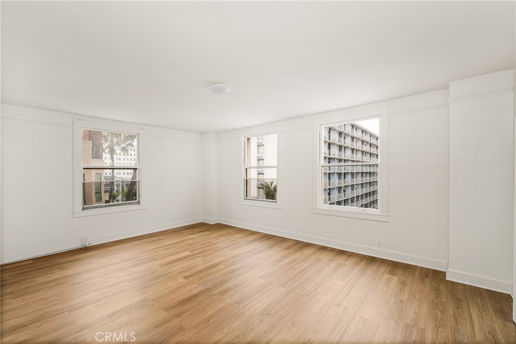 455 E Ocean Boulevard 411 Property Photo 1
