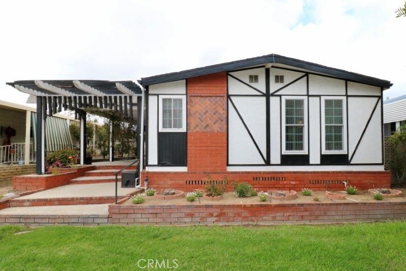 La Mirada Real Estate Listings Main Image