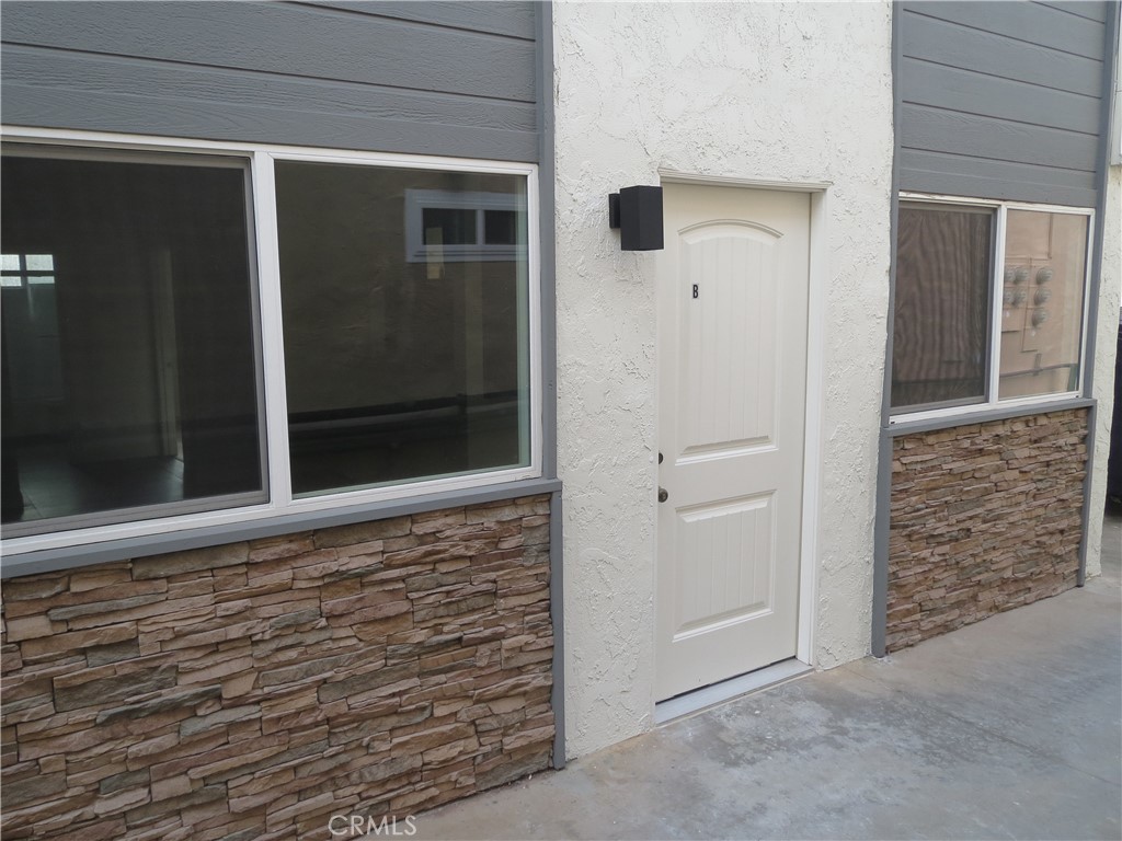401 13th Street B Property Photo