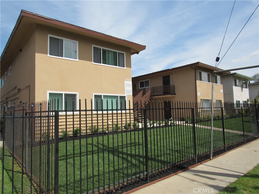 1423 W Lingan Lane Property Photo 8