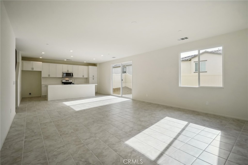 34261 Summer Lane Property Photo 8