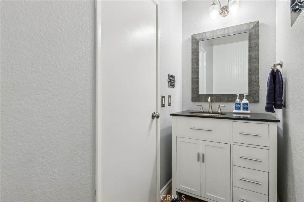 11320 Rancherias Drive Property Photo 16