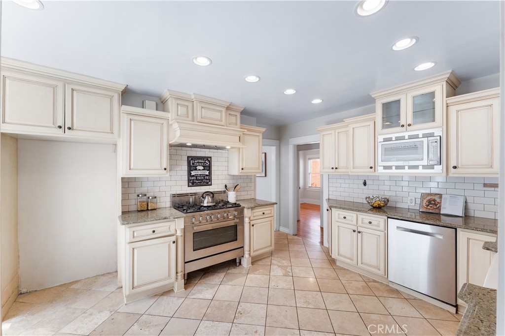 13733 Franklin Street Property Photo 16