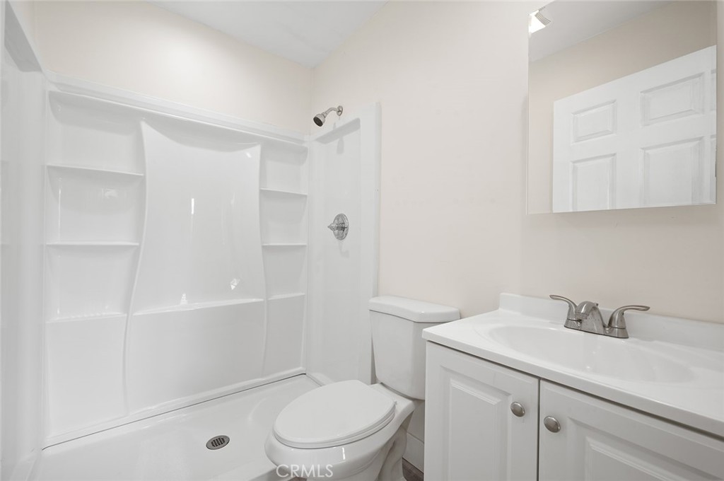 6979 Tippecanoe Avenue Property Photo 18