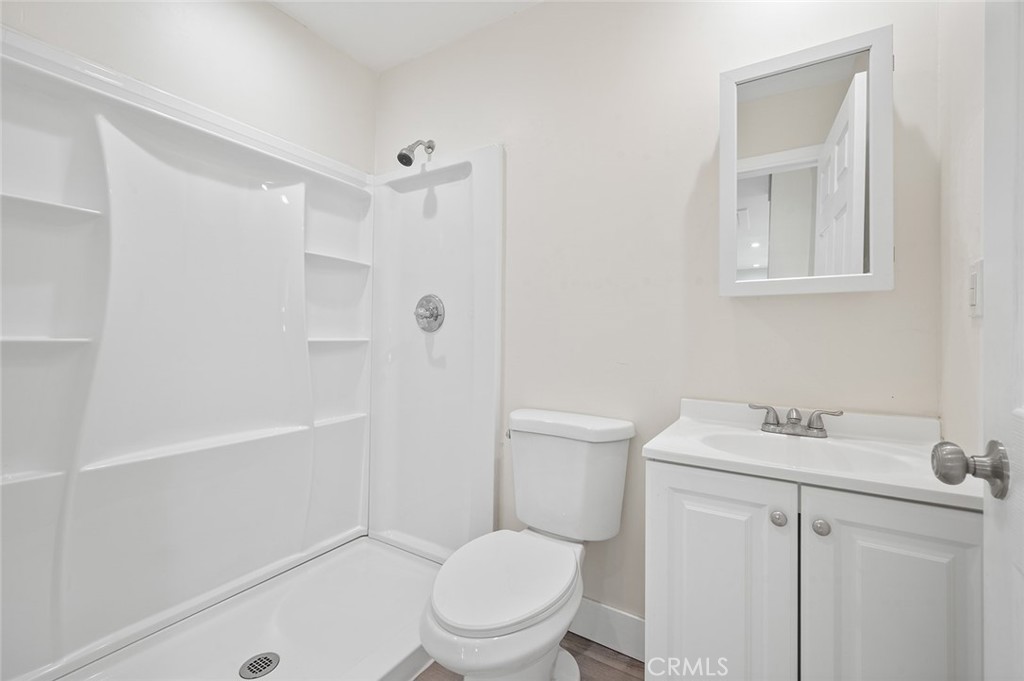 6979 Tippecanoe Avenue Property Photo 23