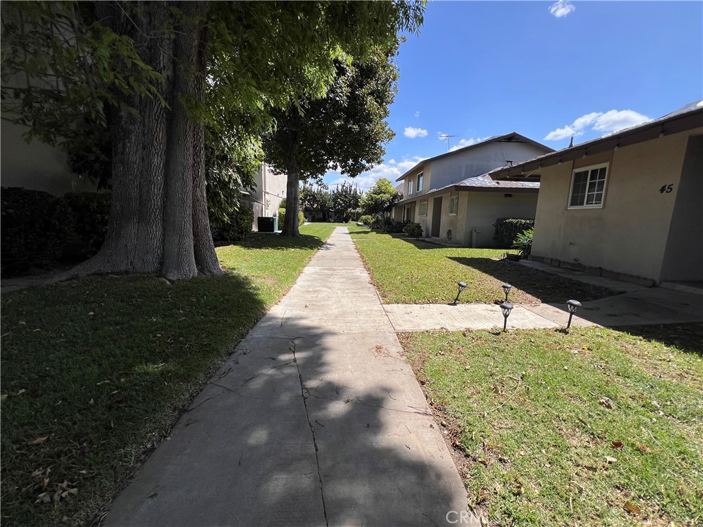 521 S Lyon Street 45 Property Photo 1