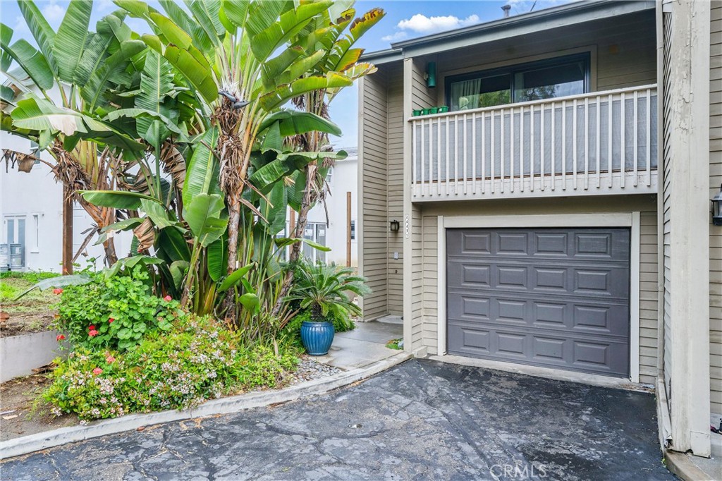 24431 Stonehill Drive Property Photo 42