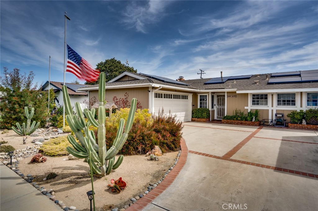 16372 Hollywood Lane Property Photo