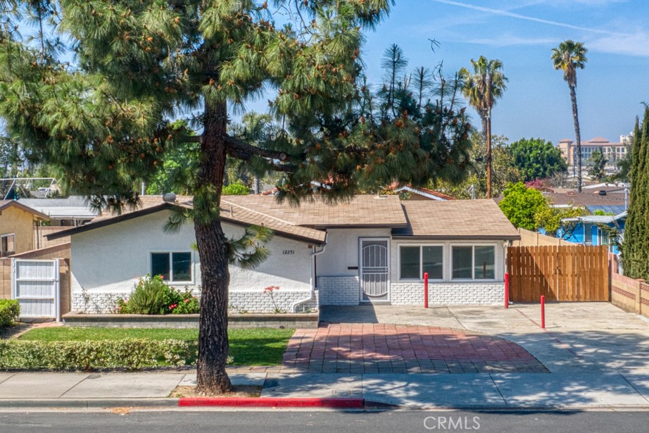 12251 Haster Street Property Photo 1