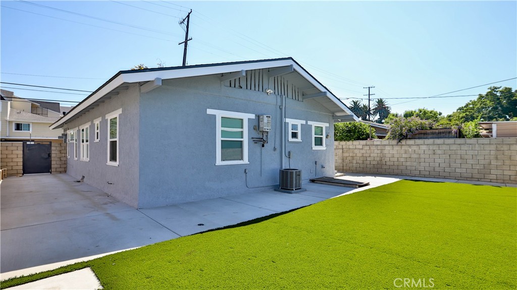 408 S Flower Street Property Photo 62