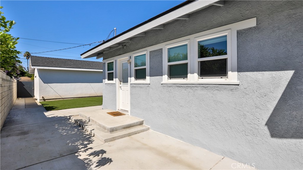 408 S Flower Street Property Photo 63