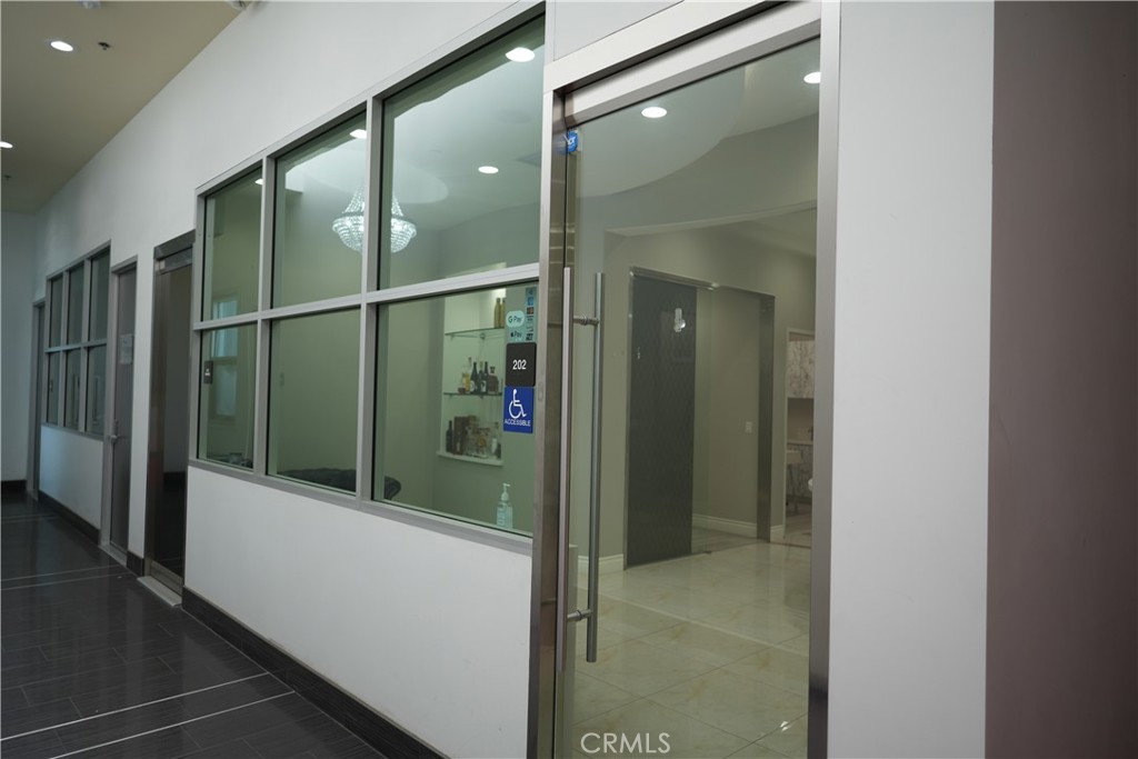 360 E Las Tunas Drive 202 Property Photo 20