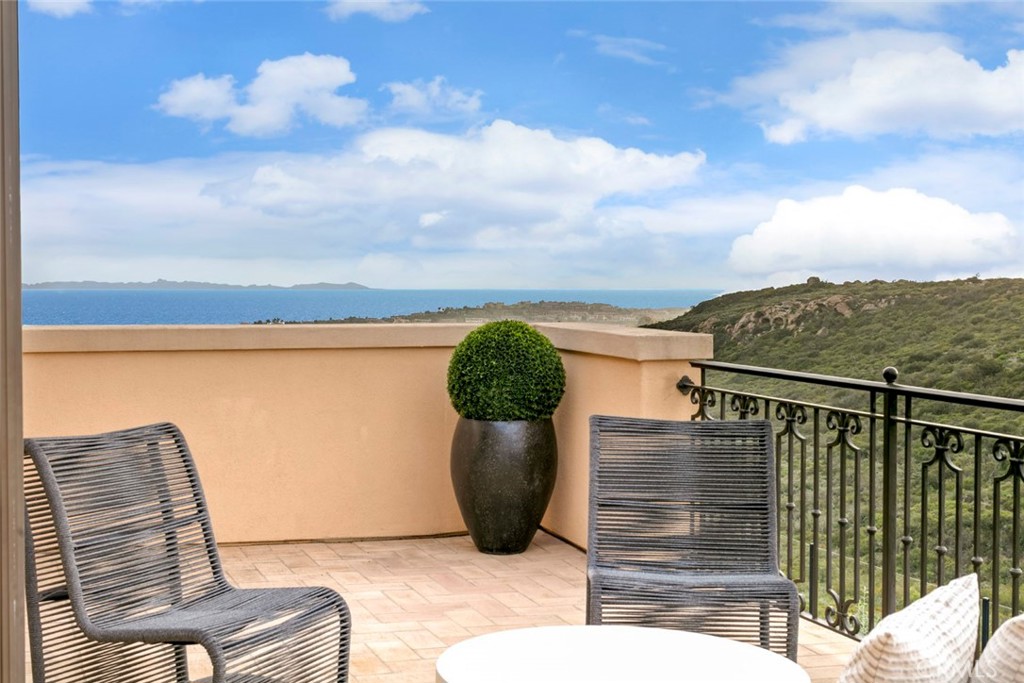 31 Seawatch Property Photo 3