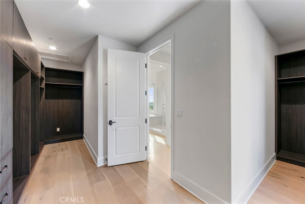 31 Seawatch Property Photo 57