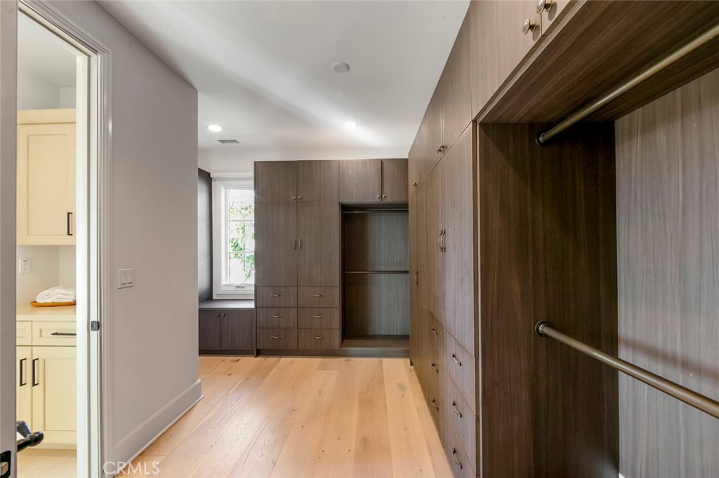 31 Seawatch Property Photo 58