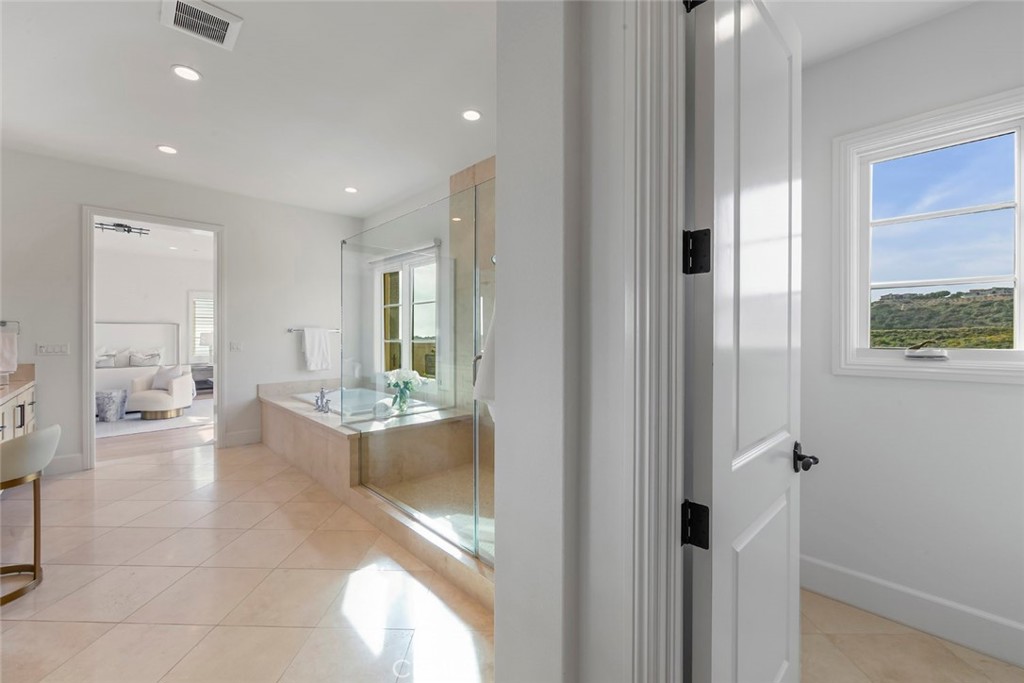 31 Seawatch Property Photo 60