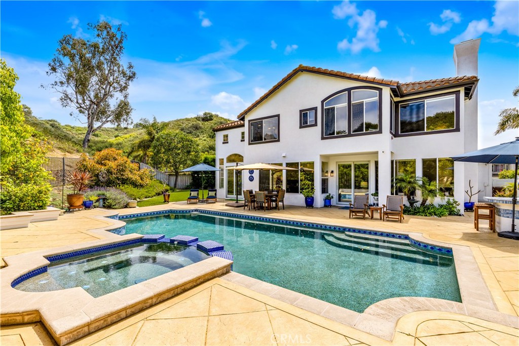 424 Bolivia Property Photo 1