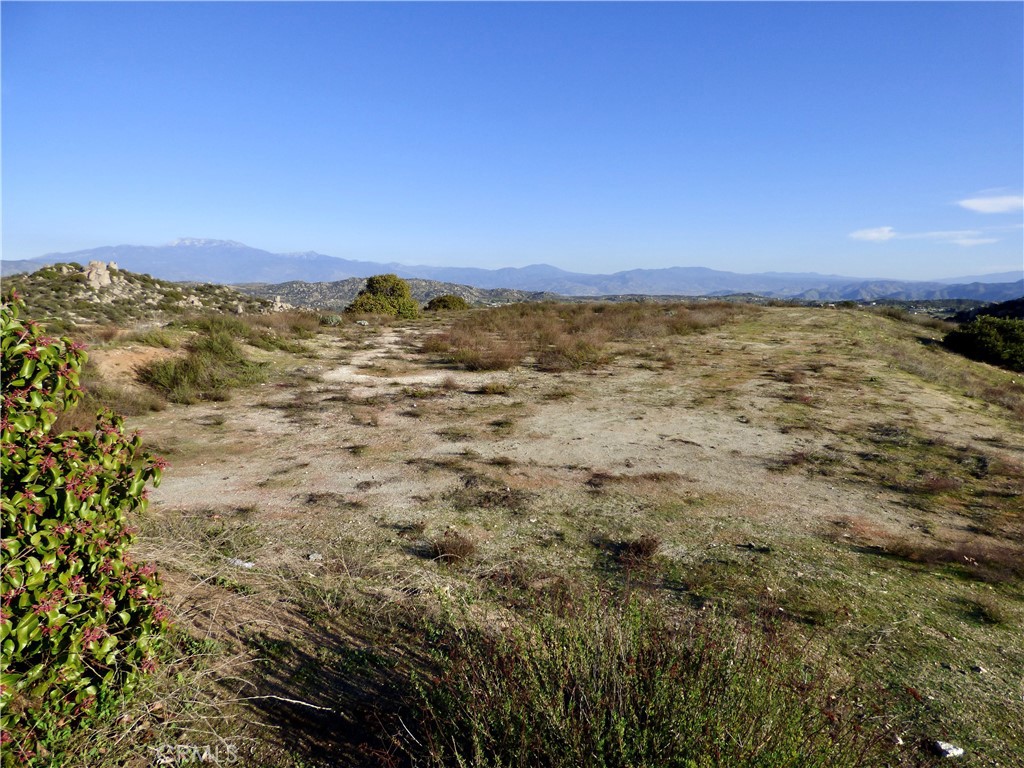 23635 Sky Mesa Road Property Photo 5