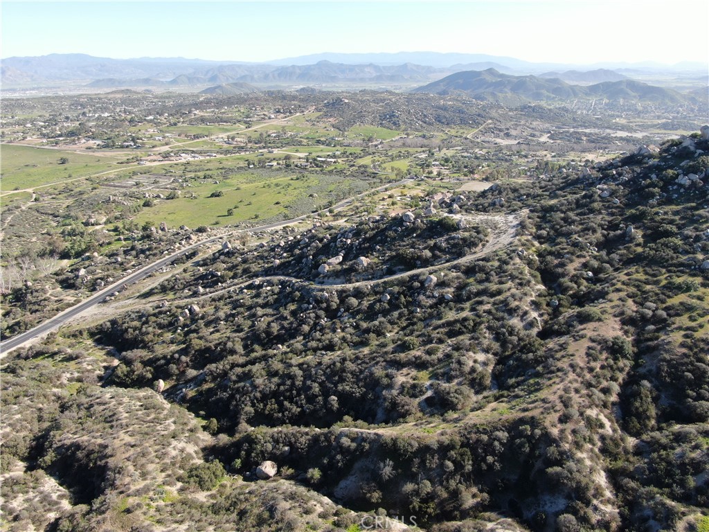 23635 Sky Mesa Road Property Photo 13