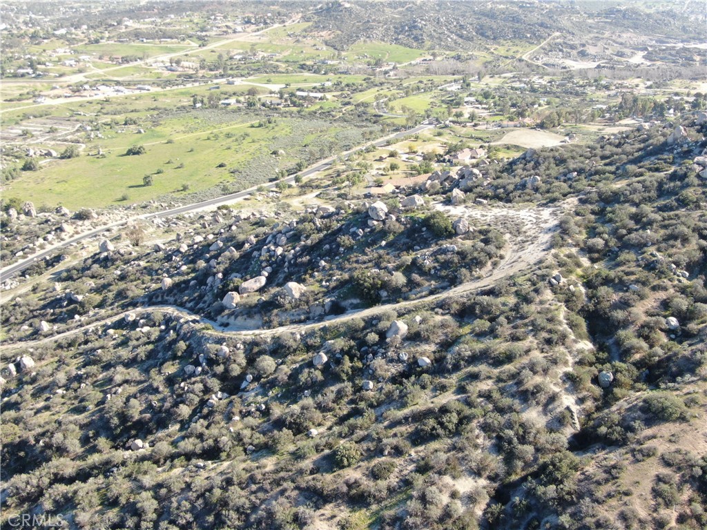 23635 Sky Mesa Road Property Photo 14