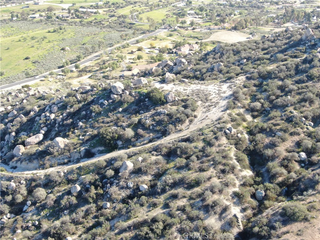 23635 Sky Mesa Road Property Photo 15