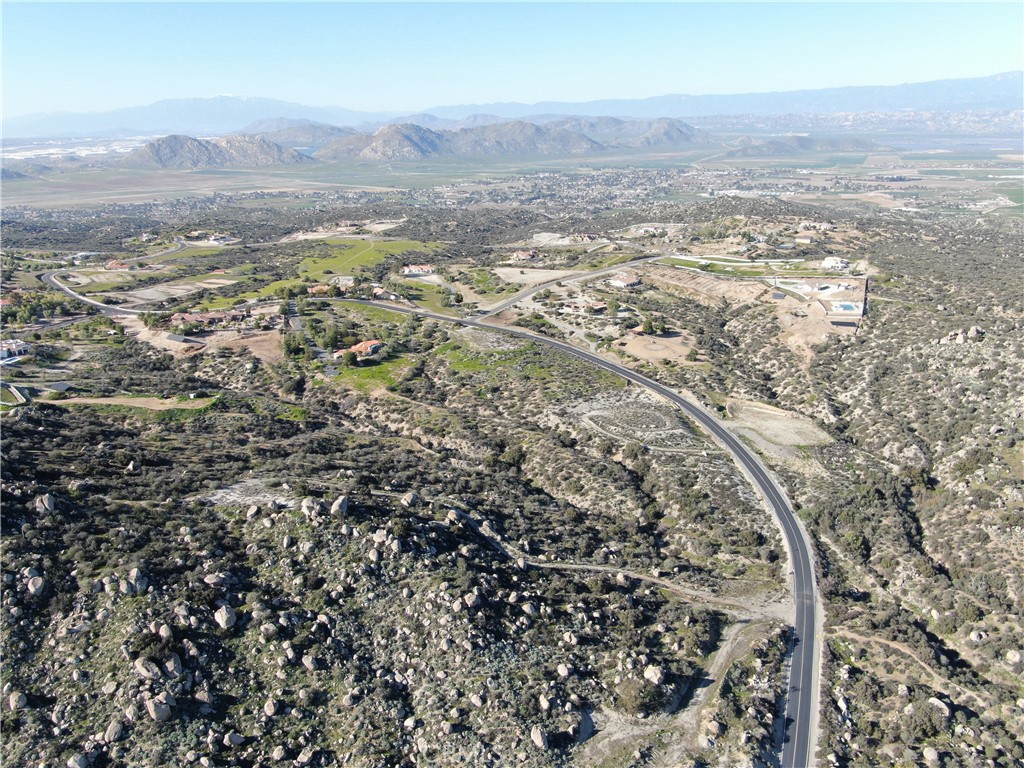 23635 Sky Mesa Road Property Photo 21