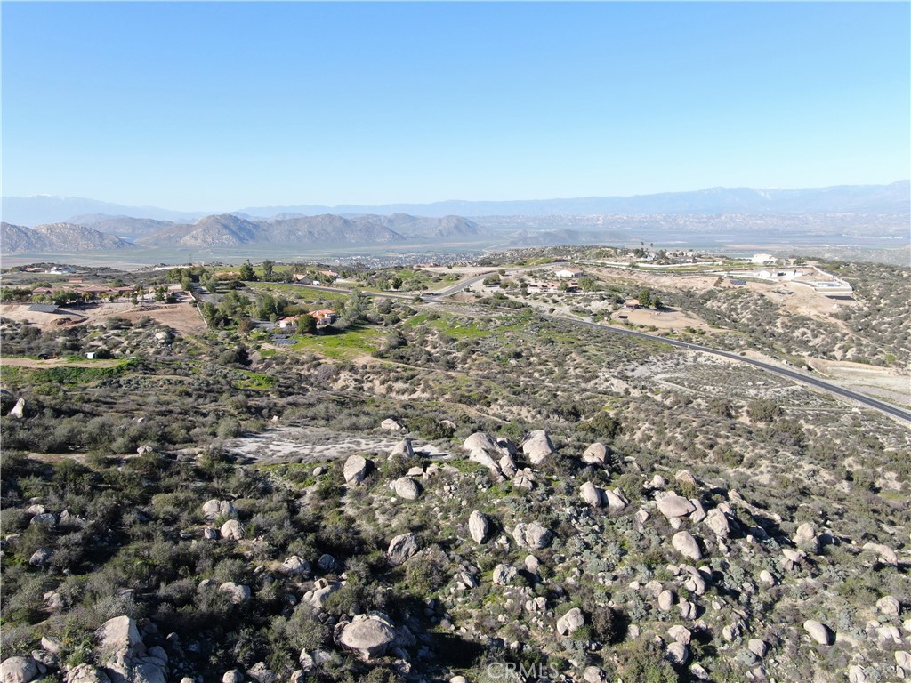 23635 Sky Mesa Road Property Photo 26