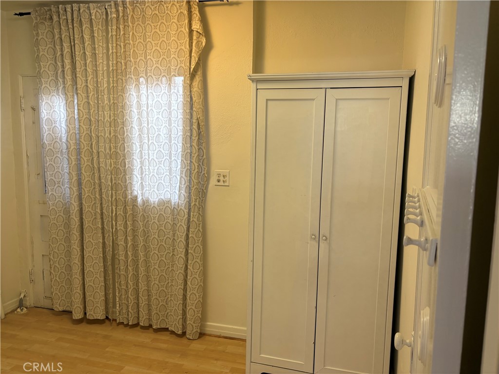 918 S Stanley Avenue Property Photo 21
