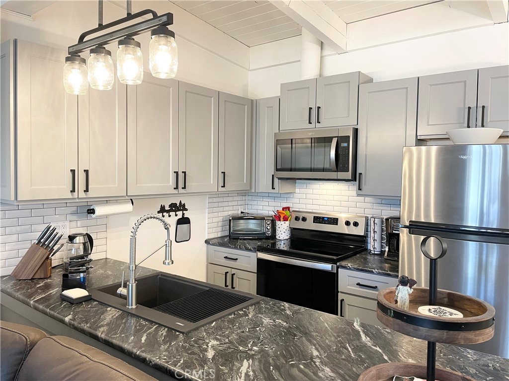 24 Tyrol Lane 103
