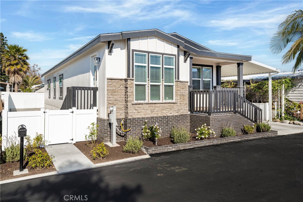 32302 Alipaz Street 93 Property Photo 1