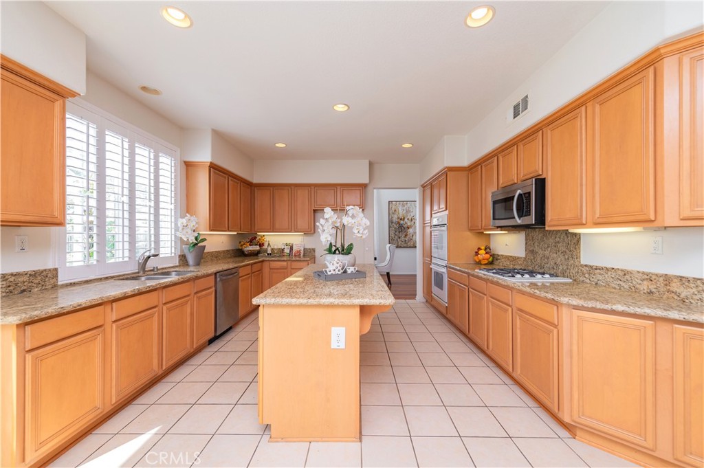 12261 Split Rein Drive Property Photo 11