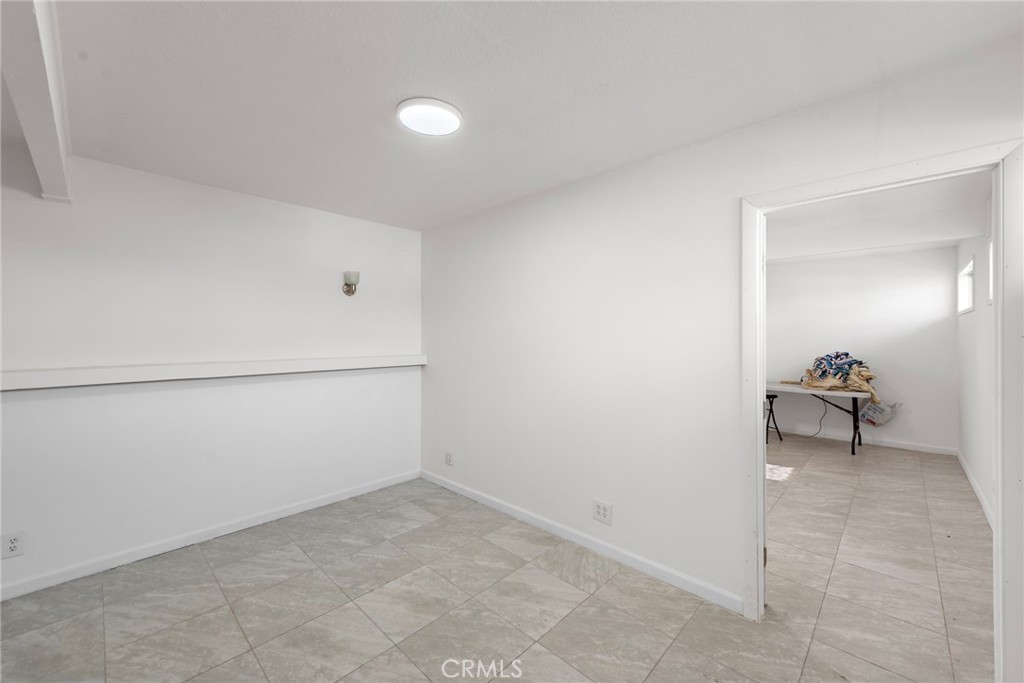 102 W El Portal Property Photo 7